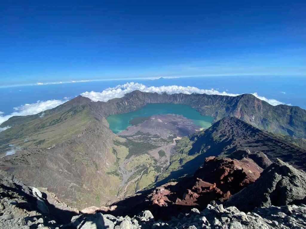 Rinjani Trekking Package 4 Days 3 Nights
